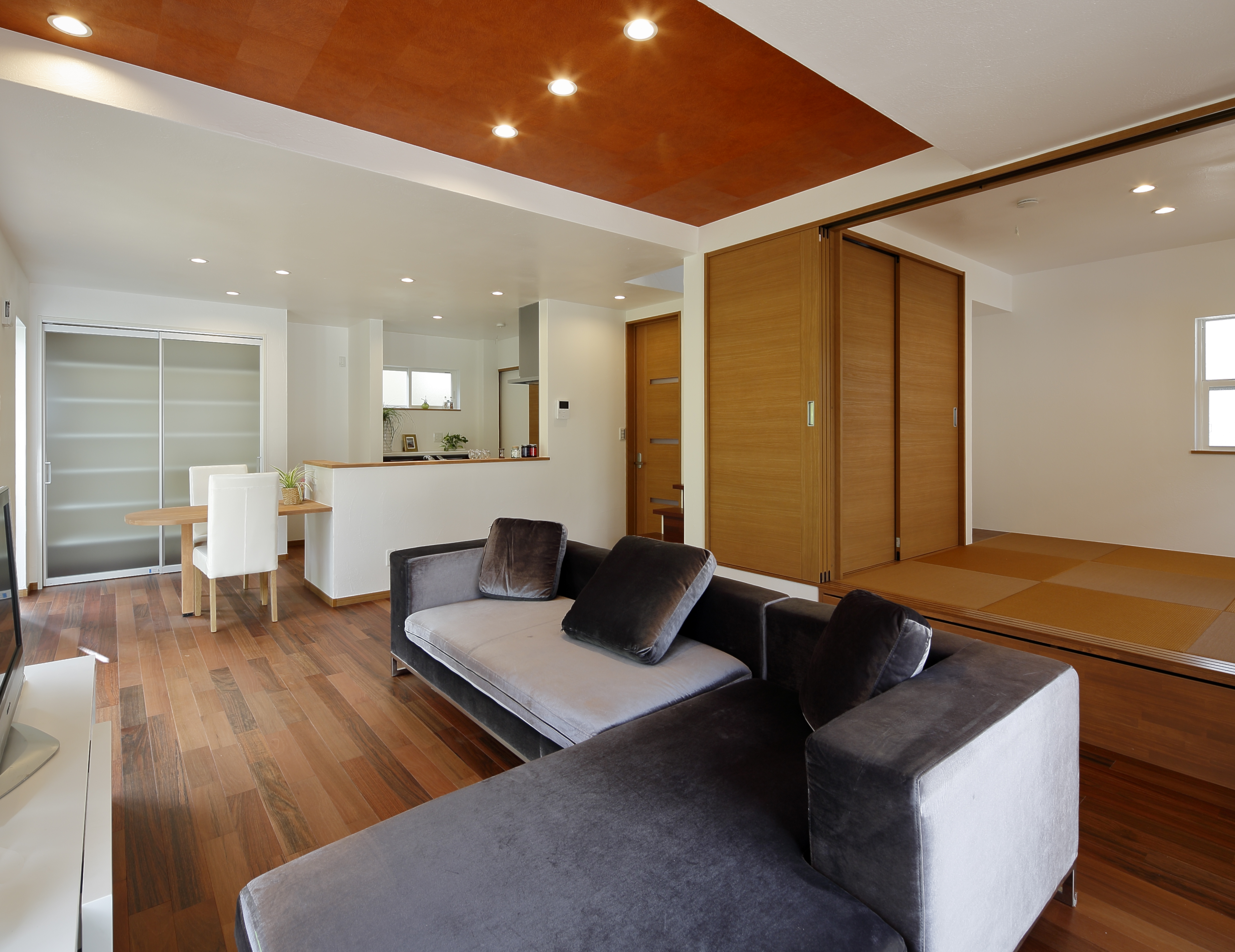 注文住宅・建て替え・新築のLOHASTA home(ロハスタホーム)