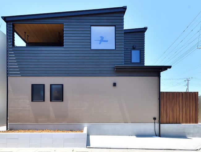 バルコニー手摺の形 埼玉で注文住宅 建て替え 新築のlohasta Home ロハスタホーム