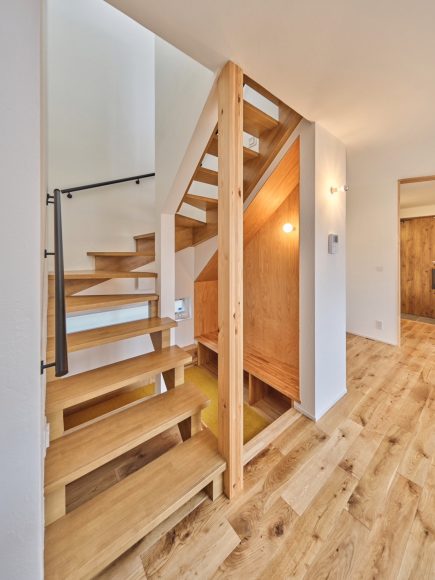 階段室の工夫 | 注文住宅・規格住宅・新築のLOHASTA home(ロハスタホーム) 夏涼しく冬暖かい高断熱・高気密の高性能住宅