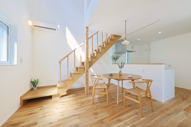 シンプルに心地よく　〈規格住宅LOHASTAhome Norm〉
